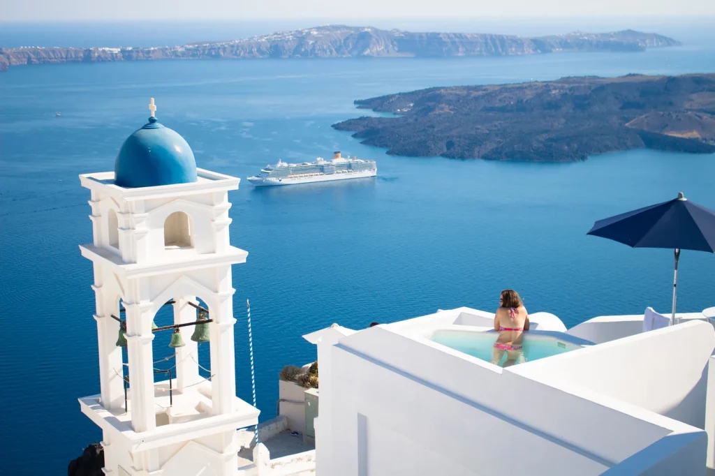 luxury travel leads