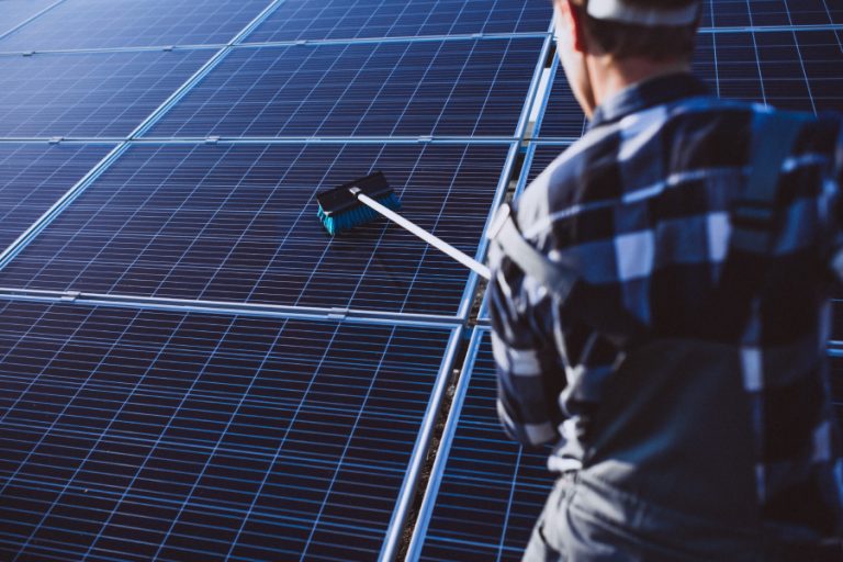 Solar Panel Cleaning Lead Generation